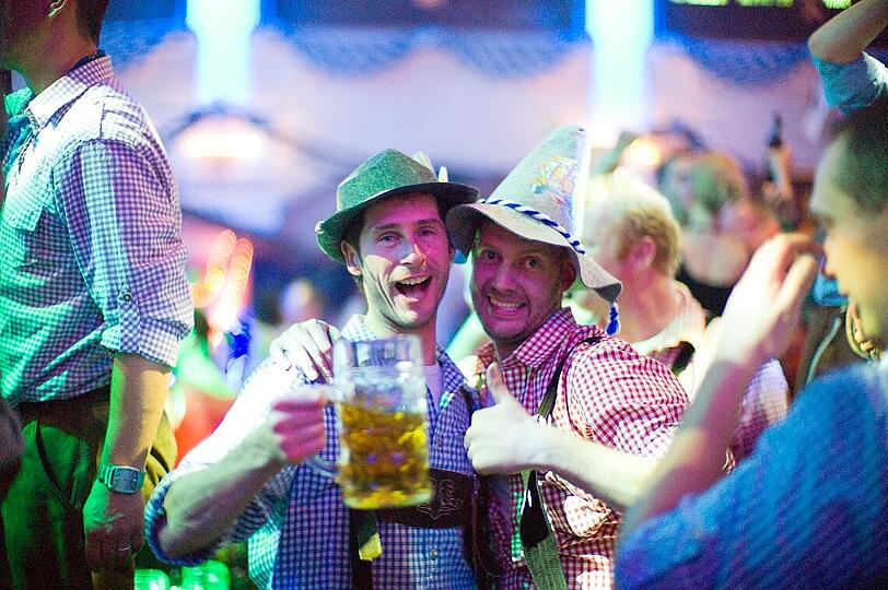 Das "Wiesn-Zelt am Stiglmaierplatz": Die besten Bilder.