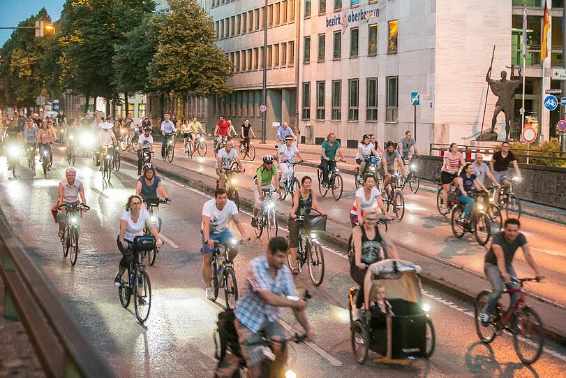 Über 16.000 Münchner waren bei der siebten Radlnacht dabei. Die Bilder.
