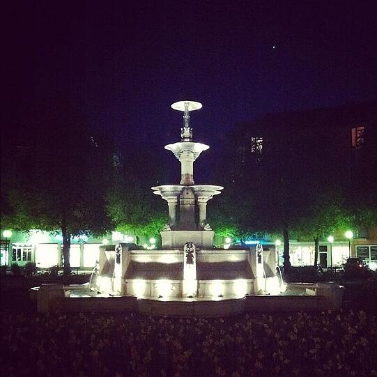 Der wunderschöne Brunnen am Weißenburger Platz in Haidhausen.