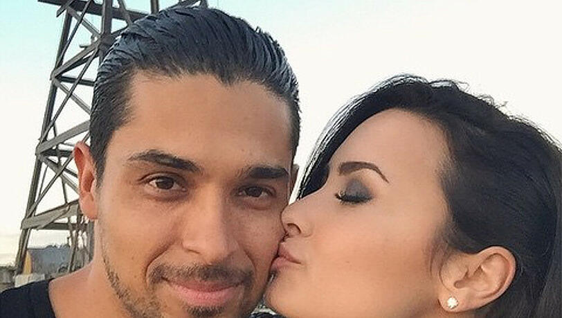 Demi Lovato und Wilmer Valderrama am Set von "From Dusk Till Dawn: The Series" Demi Lovato und Wilmer Valderrama am Set von "From Dusk Till Dawn: The Series"