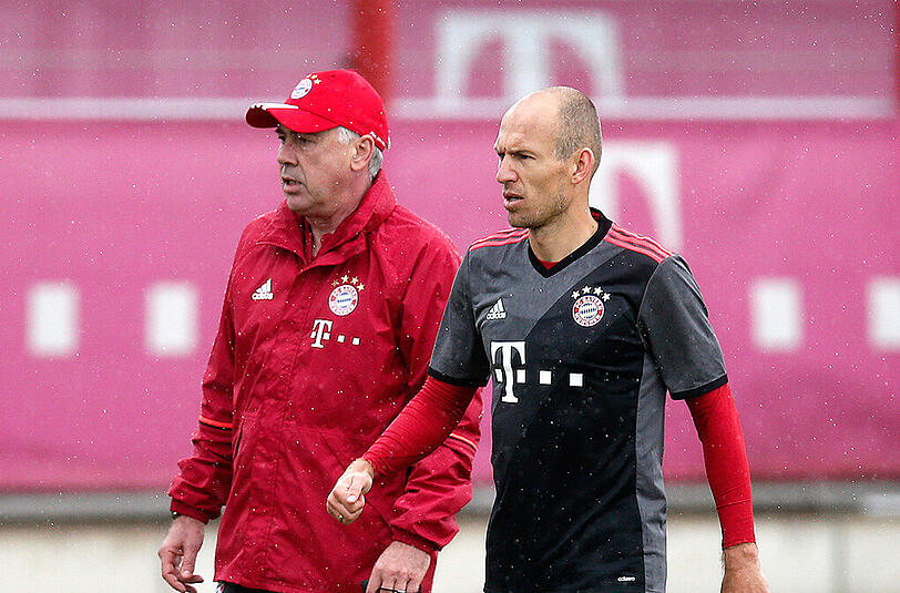 Weitere Bilder von der öffentlichen Trainingseinheit an der Säbener Straße.