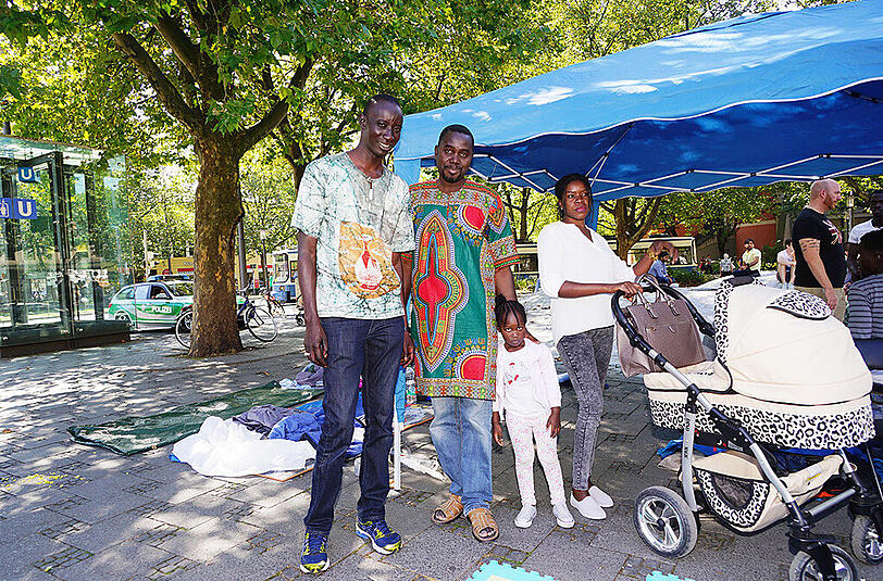 Die protestierenden Flüchtlinge am Sendlinger Tor planen einen Protestmarsch.