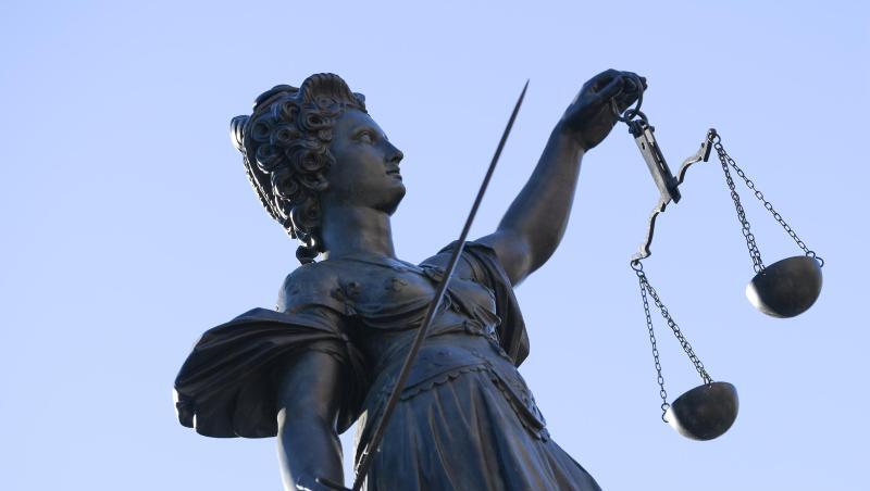 Eine Statue der Justitia. Foto: Arne Dedert/Archivbild Eine Statue der Justitia. Foto: Arne Dedert/Archivbild