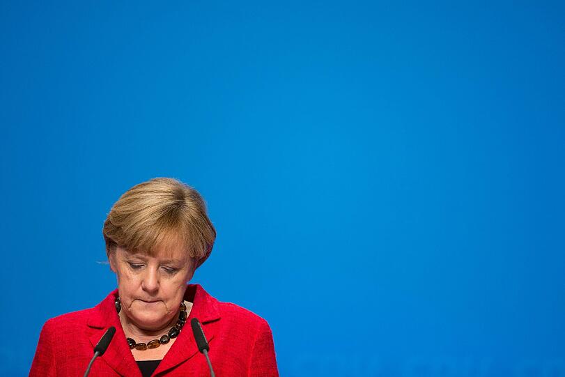 Schafft Merkel das? Jeder Dritte glaubt nicht daran und wünscht sich den Rücktritt der Kanzlerin.