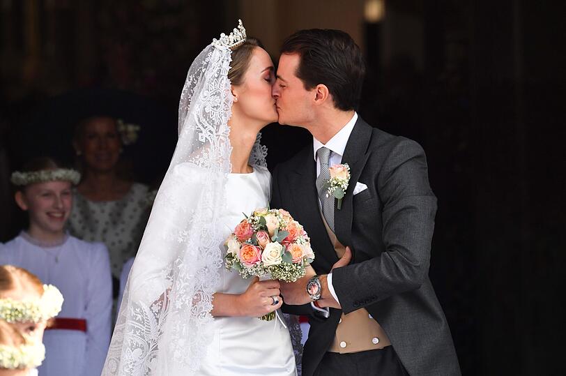 Traumhochzeit am Tegernsee - klicken Sie sich durch die Bilder der adeligen Vermählung von Sophie Herzogin von Württemberg und ihrem Comte Maximilien d&rsquo;Andigné!