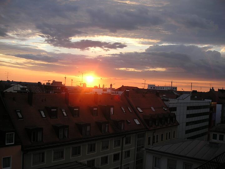 Die Sonne sagt Servus.