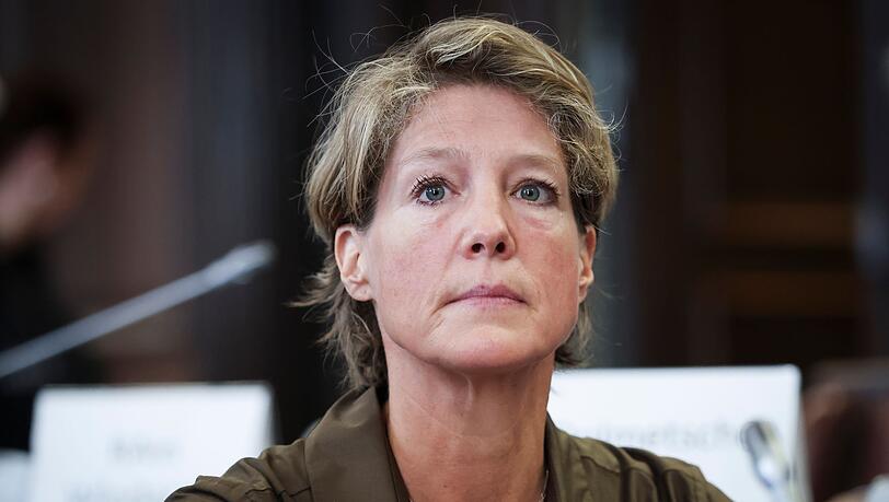 Christina Block hat sich erneut zu Wort gemeldet. Christina Block hat sich erneut zu Wort gemeldet.