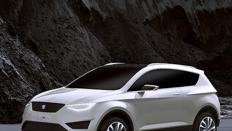 Seat hat vor rund drei Jahren mit der Studie IBX (im Bild) einen Ausblick auf das erste SUV der Marke gegeben - jetzt ist die Produktion eines Geländewagens beschlossene Sache. Seat hat vor rund drei Jahren mit der Studie IBX (im Bild) einen Ausblick auf das erste SUV der Marke gegeben - jetzt ist die Produktion eines Geländewagens beschlossene Sache.