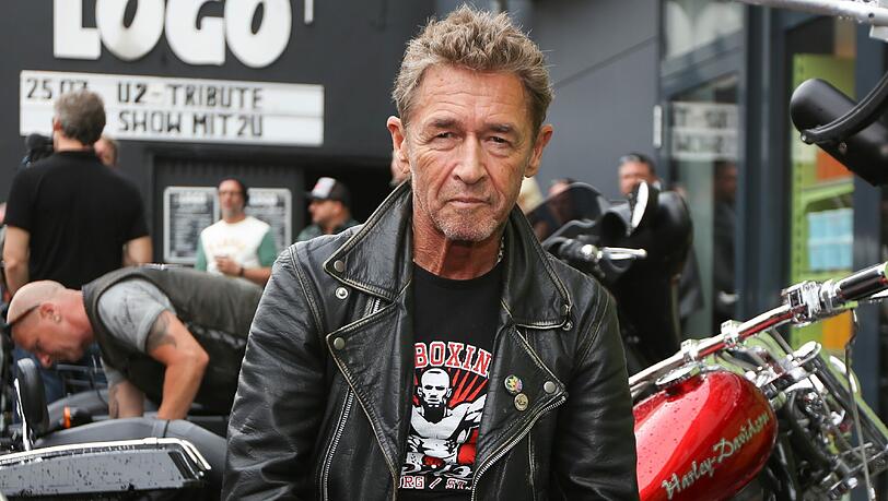 Peter Maffay soll frisch verliebt sein - in die 28-jährige Blondine Henrikje. Peter Maffay soll frisch verliebt sein - in die 28-jährige Blondine Henrikje.
