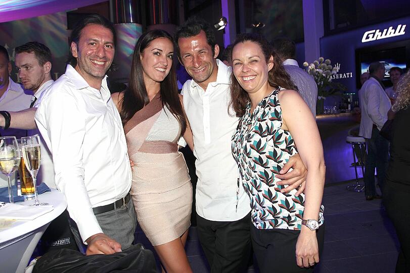 H'ugo's Chef Ugo mit Freundin Melanie und Hasan Salihamidzic mit seiner Frau Esther am Donnerstag.