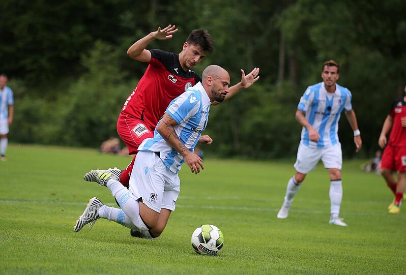 Die Bilder vom ersten Testspiel im Trainingslager zum Durchklicken.