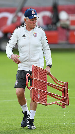 Die Bayern beim Abschlusstraining am Dienstag vor dem Kracher gegen Real Madrid. Klicken Sie sich durch die Bilder.