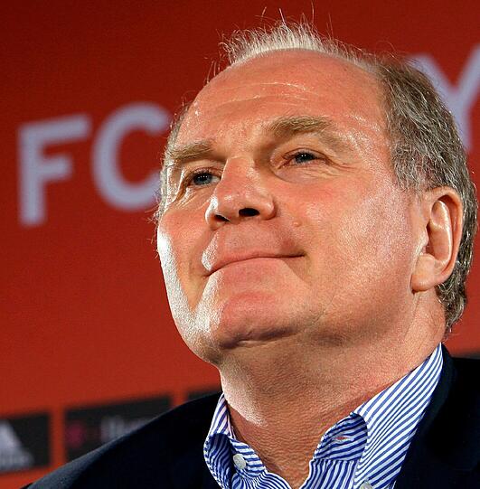 &bdquo;Er muss sich schon fragen, warum die Spieler eine Party feiern, wenn er geht.&ldquo; (Bayern-Präsident Uli Hoeneß über den beim VfL Wolfsburg entlassenen Trainer Felix Magath)