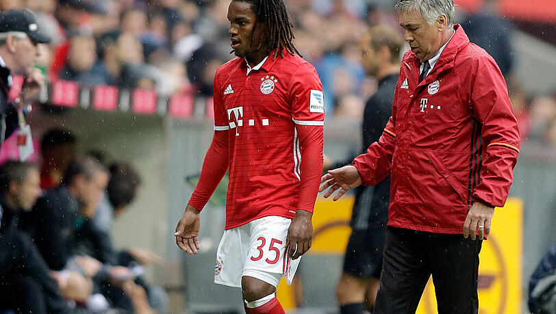 "Er ist erst 19 Jahre alt, das darf man nicht vergessen“, sagt Trainer Carlo Ancelotti (r.) über Renato Sanches (l.). "Er ist erst 19 Jahre alt, das darf man nicht vergessen“, sagt Trainer Carlo Ancelotti (r.) über Renato Sanches (l.).
