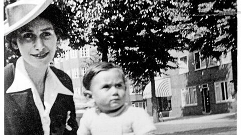 Ilse Hecht mit ihrem Sohn Peter. Auch er überlebte die Nazis nicht.