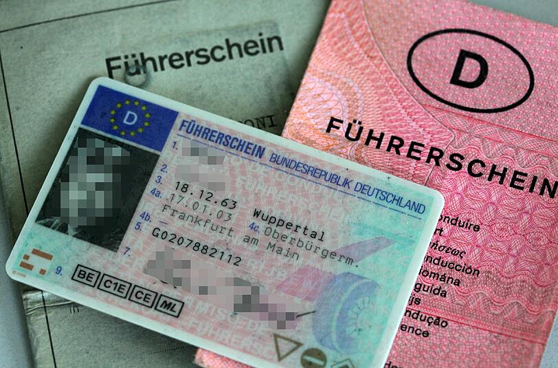 Bisher wird der Führerschein nur im Zusammenhang mit Verkehrsdelikten entzogen. Künftig soll diese Einschränkung nicht mehr gelten. Ein Richter soll dann - zusätzlich zu einer Geld- oder Freiheitsstrafe - als "Nebenstrafe" auch bei allen anderen Vergehen ein Fahrverbot für ein paar Monate verhängen dürfen. Foto: Oliver Berg/Symbolbild
