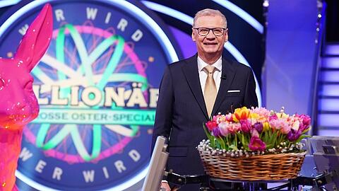 Günther Jauch führt durch das Oster-Special von "Wer wird Millionär?".