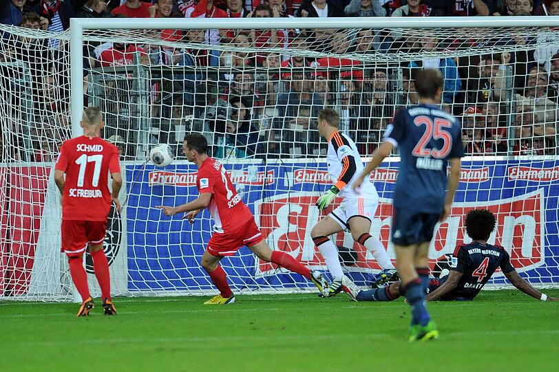 29.: Freiburg - FCB 1:1. Bayerns Motor stockt, Pep rotiert viel. Spätes 1:1.