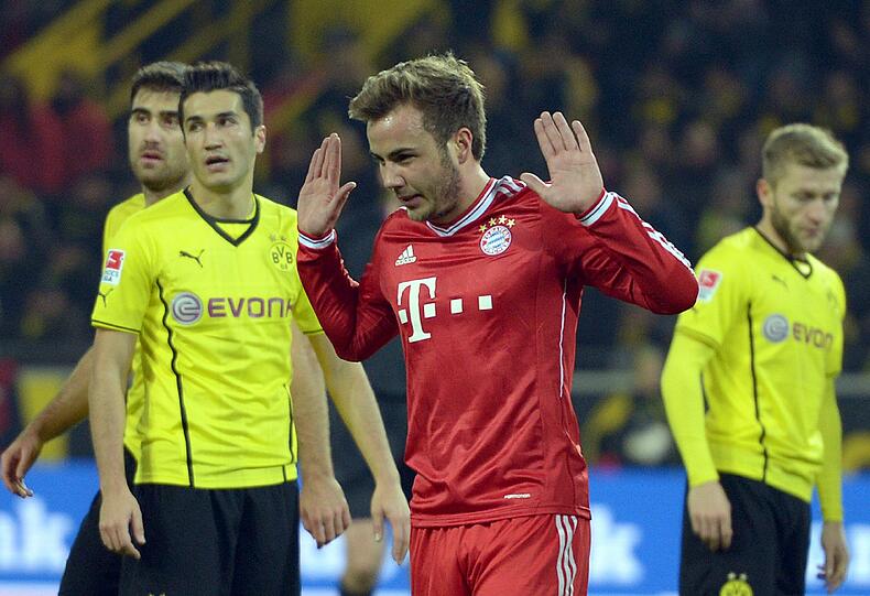23. November 2013: Borussia Dortmund - FC Bayern München 0:3

Bei der Rückkehr an die alte Wirkungsstätte schockt Mario Götze mit dem 1:0 für Bayern die BVB-Fans, die ihn nach seiner Einwechselung bei jeder Ballberührung mit einem gellenden Pfeifkonzert bedenken. Arjen Robben und Thomas Müller machen dann alles klar.