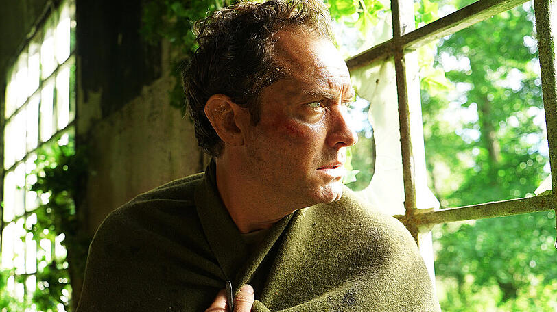 Jude Law als der auf Osea Island gestrandete Sam