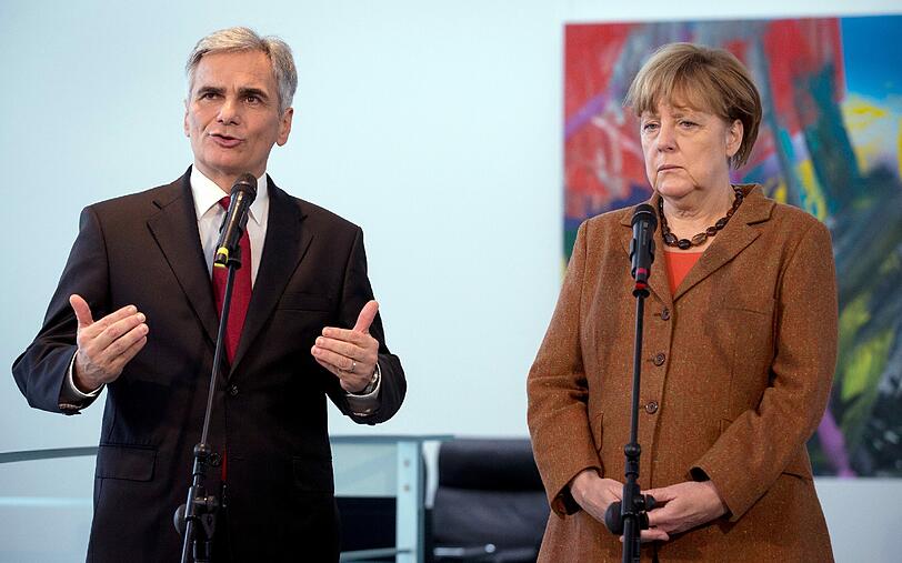 Österreichs Bundeskanzler Werner Faymann trifft Deutschland Bundeskanzlerin Angela Merkel.