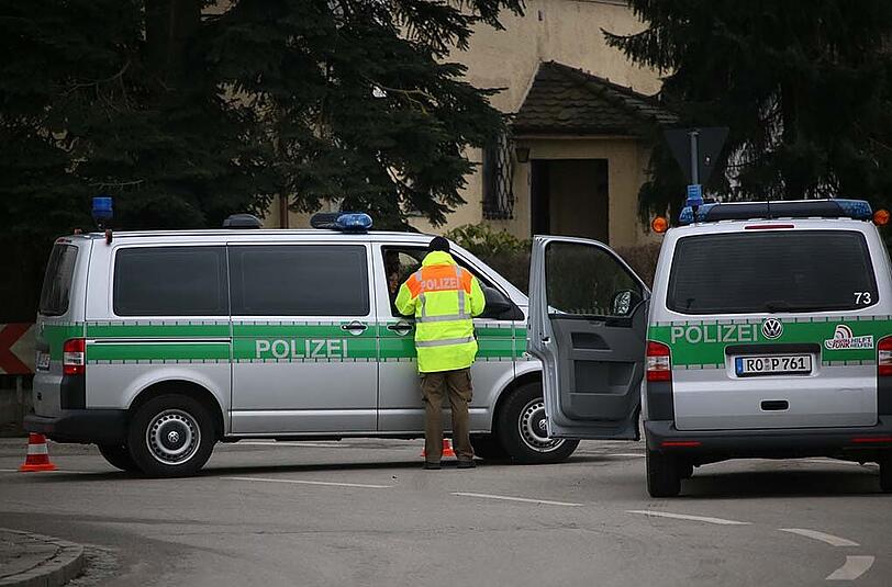 Bilder vom Bomben-Fundort in Mühldorf. Während Bauarbeiten wurde eine rund 80 Kilogramm schwere Fliegerbombe entdeckt.