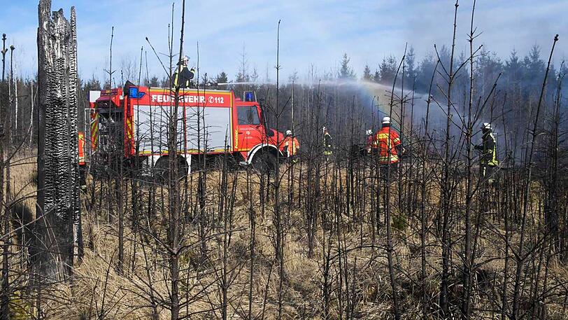 Die Waldbrand-Serie im Münchner Osten geht weiter.
