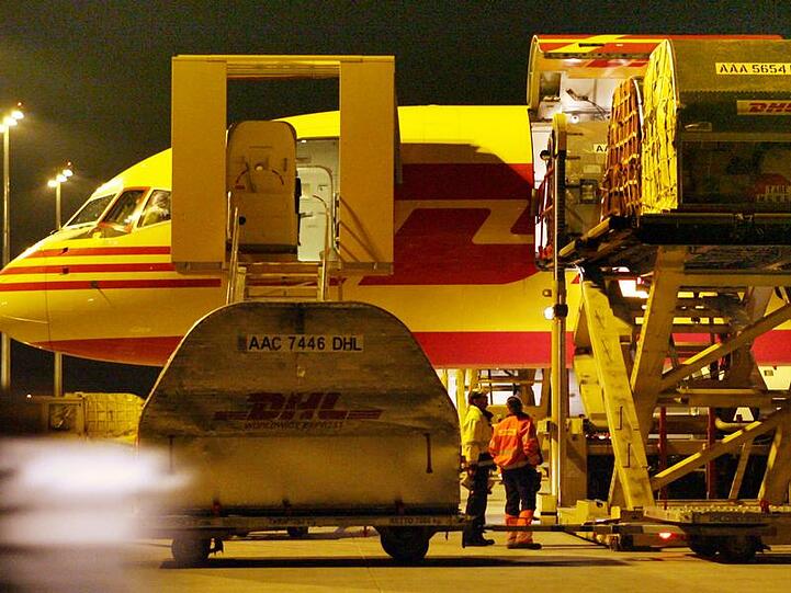 Zwei eher zufällig vereitelte Bombenanschläge mit Luftpostpaketen auf Ziele in den USA hatten die Terrorfahnder in Alarmstimmung versetzt.
