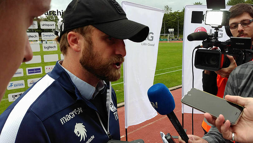 Spielte neun Jahre für den TSV 1860: Coach Daniel Bierofka. Spielte neun Jahre für den TSV 1860: Coach Daniel Bierofka.