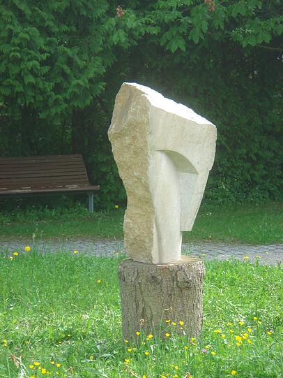 Eine Skulptur von Michael Glatzel.