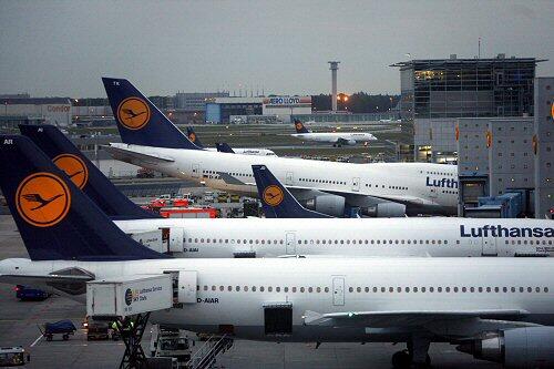 Immer mehr Flugzeuge müssen am Boden bleiben