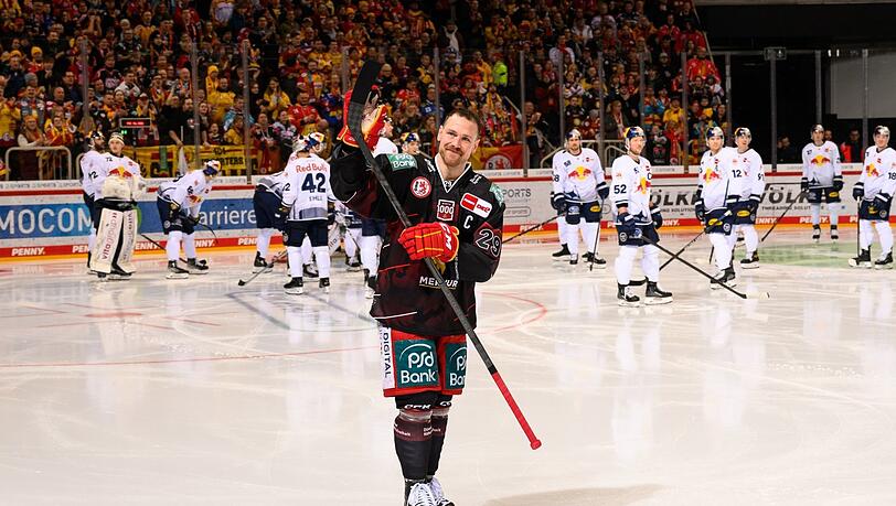 Von 2013 bis 2015 in München: DEG-Kapitän Alex Barta.
