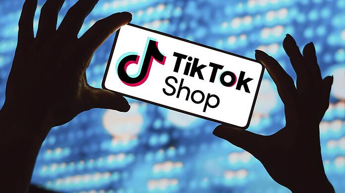 Kostenfalle für junge Menschen? Der "Tiktok Shop" kann eineVersuchung sein, sagenExperten.Foto:imagebroker/rafapress/imago