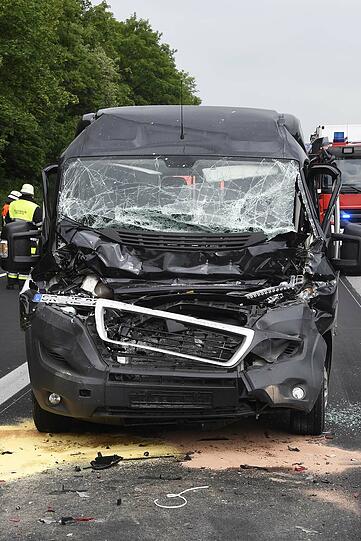 Nach dem Unfall bildete sich ein kilometerlanger Rückstau.