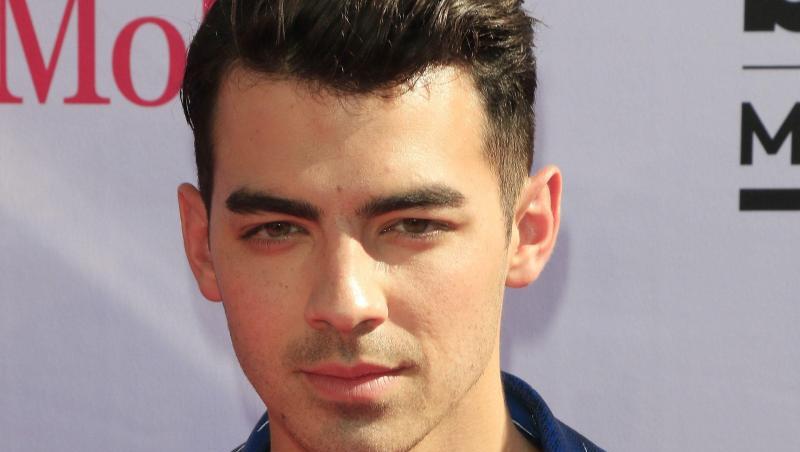 Joe Jonas hat Ja gesagt. Joe Jonas hat Ja gesagt.
