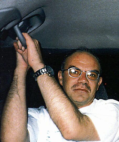 Ein Rückblick auf das bewegte Leben von Prinzessin Diana. Der Tod von Prinzessin Diana ist 15 Jahre her, doch im öffentlichen Bewusstsein geht ihre Geschichte weiter. Der Chauffeur Henri Paul