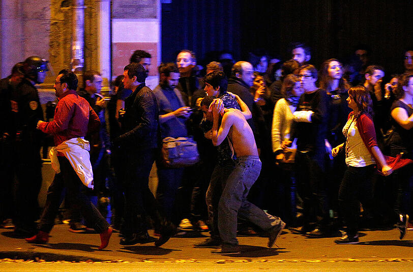 Die IS-Terrormiliz hat sich zu den Anschlägen in Paris bekannt.