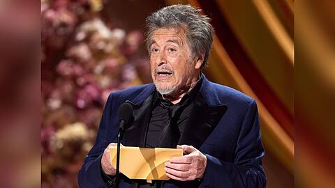 Al Pacino bei der 96. Verleihung der Academy Awards: Er durfte den Gewinner in der Kategorie "Bester Film" bekannt geben.