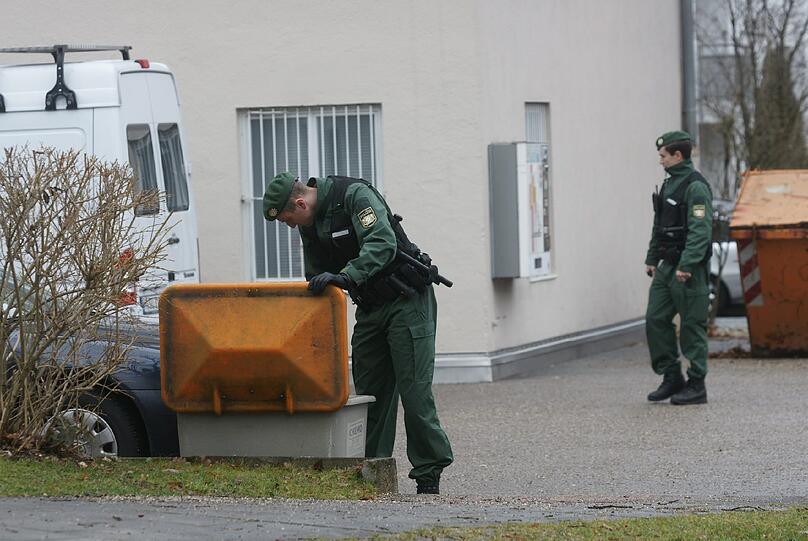 ... oder Container mit Streugut: