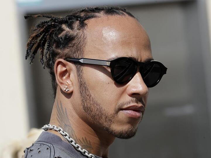 Hat sich zu Gesprächen mit Fiat-Präsident John Elkann getroffen: F1-Weltmeister Lewis Hamilton.