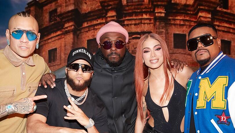 Taboo, El Alfa, Will.i.am, Anitta und Apl.de.ap (v.l.n.r.) sind auf der Single "Simply the Best" zu hören.