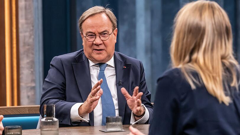 Armin Laschet (CDU) sieht keinen Raum für eine Kooperation seiner Partei mit der AfD in Sachsen-Anhalt. Armin Laschet (CDU) sieht keinen Raum für eine Kooperation seiner Partei mit der AfD in Sachsen-Anhalt.