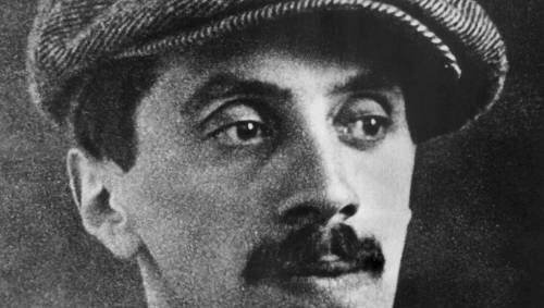 Ernst Toller: Pazifist, Revolutionär und Organisator der Roten Armee in Bayern. Ernst Toller: Pazifist, Revolutionär und Organisator der Roten Armee in Bayern.