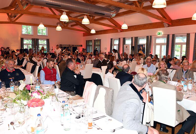 Der Lederhos'n-Cup 2018 fand im Golf-Club "Gut Egmating" statt