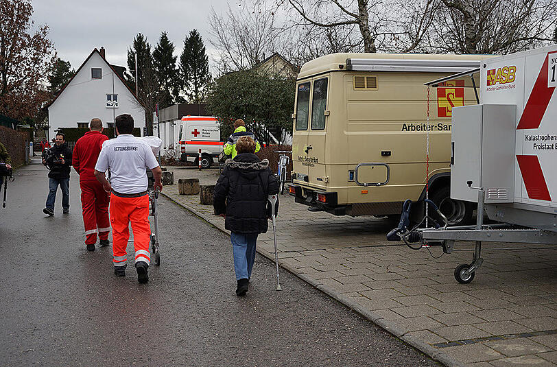 Zahlreiche Rettungskräfte sind vor Ort.