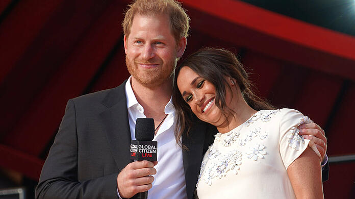 Prinz Harry und Herzogin Meghan halten eine Rede