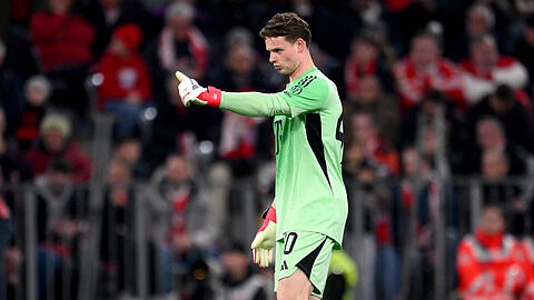 Verl&auml;sslicher Neuer-Backup - mit Aussichten auf die WM? Jonas Urbig wei&szlig; beim FC Bayern zu &uuml;berzeugen.