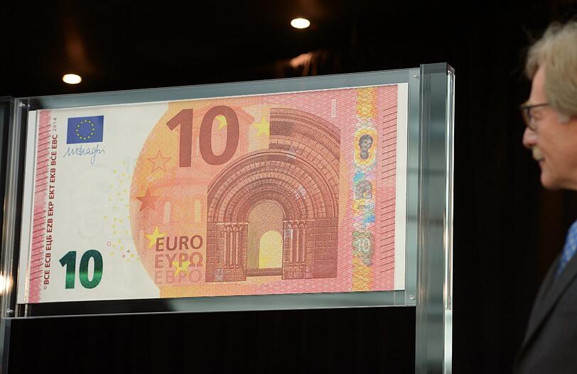 SO sieht er aus: Die EZB hat in Frankfurt/Main den neuen Zehn-Euro-Schein präsentiert.