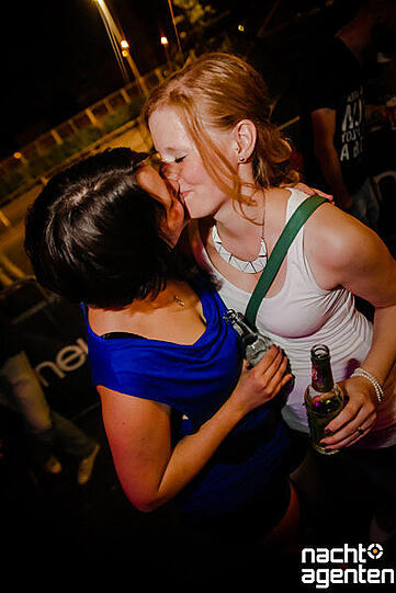Klicken Sie sich durch die besten Partybilder des Wochenendes!