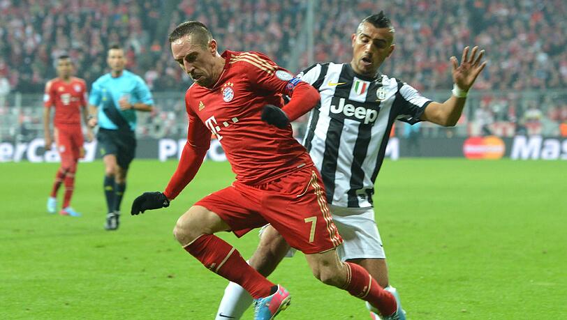 Ribéry und Vidal lieferten sich einige intensive, mitunter auch überharte Duelle. Ribéry und Vidal lieferten sich einige intensive, mitunter auch überharte Duelle.